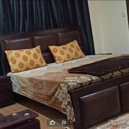 Evergreen Inn Rawalpindi Luaran gambar